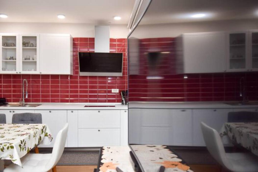사라예보 2Bdr Apt With Cathedral View - Excellent Location 아파트 외부 사진